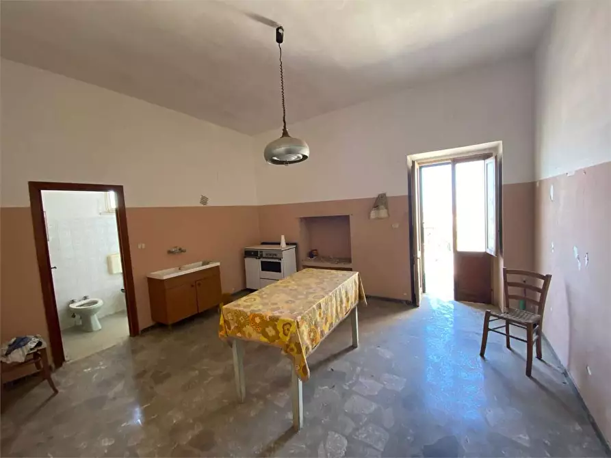 Immagine 14 di Casa indipendente in vendita  in via amatore sciesa a Casarano