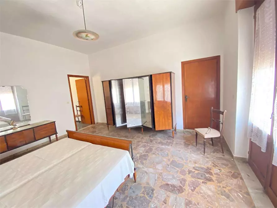 Immagine 13 di Casa indipendente in vendita  in via amatore sciesa a Casarano