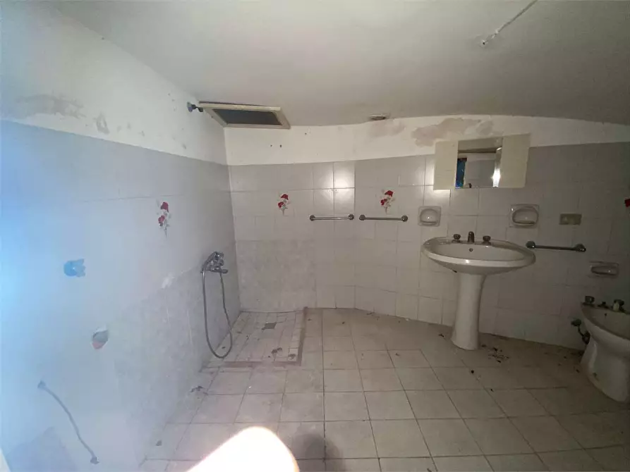 Immagine 35 di Casa indipendente in vendita  in via g. garibaldi  12 a Ruffano