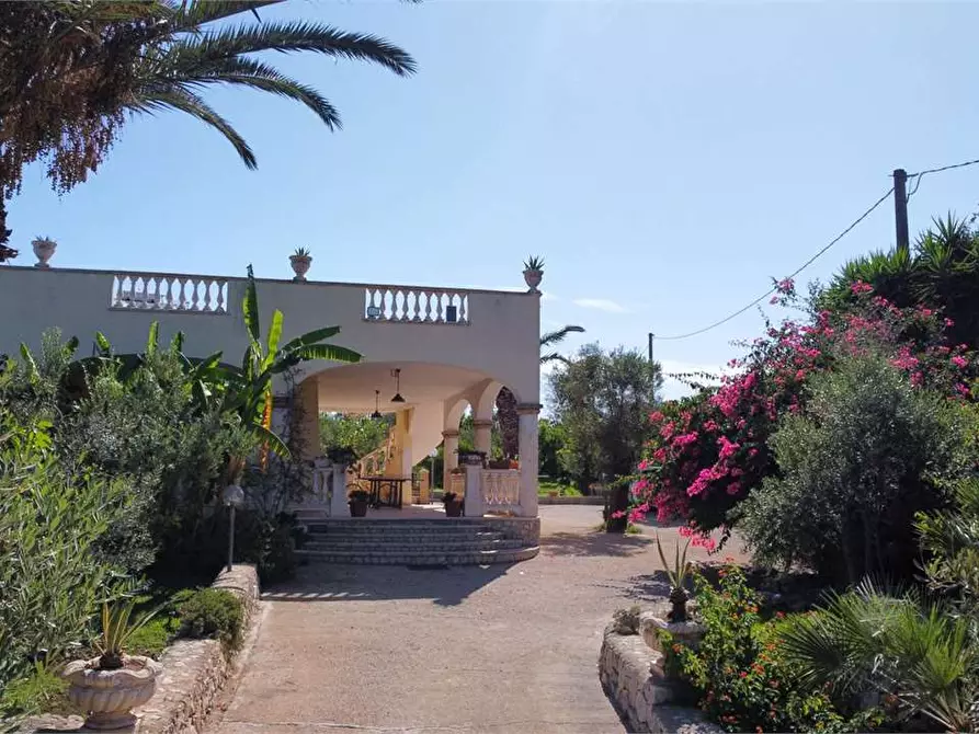 Immagine 12 di Villa in vendita  in CONTRADA DON CIRILLO  a Ugento