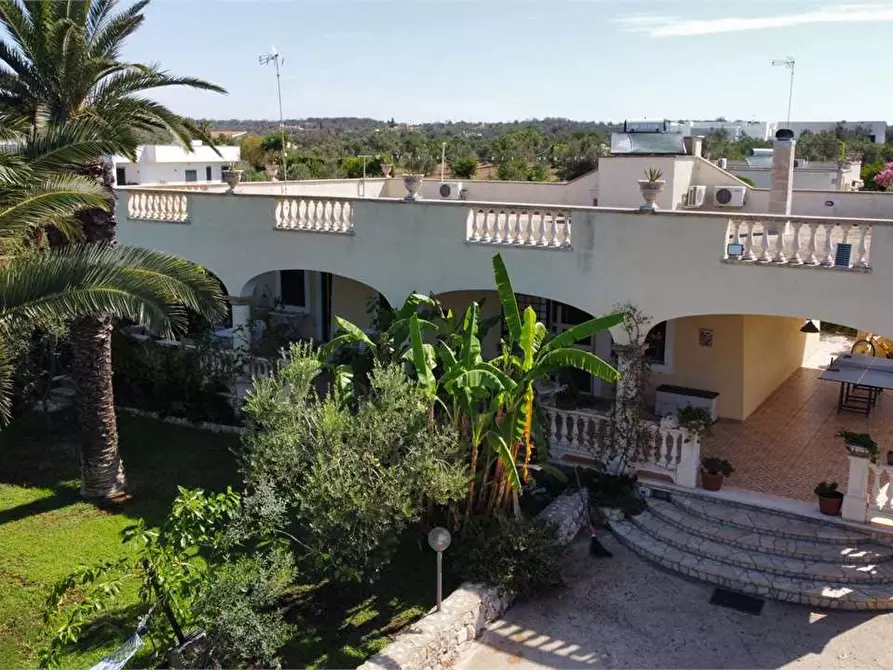 Immagine 13 di Villa in vendita  in CONTRADA DON CIRILLO  a Ugento