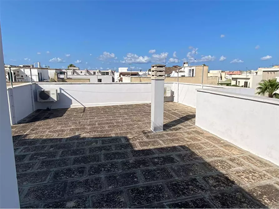 Immagine 35 di Villa in vendita  in via S'antelia 1 a Casarano