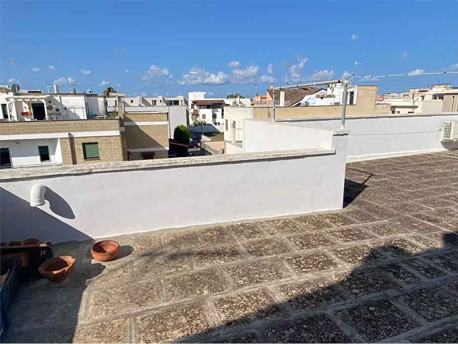 Immagine 37 di Villa in vendita  in via S'antelia 1 a Casarano