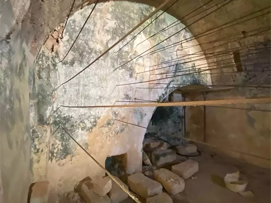 Immagine 45 di Rustico / casale in vendita  a Alliste