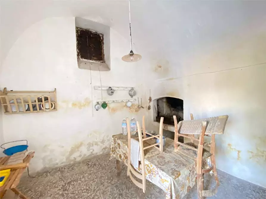 Immagine 52 di Rustico / casale in vendita  a Alliste