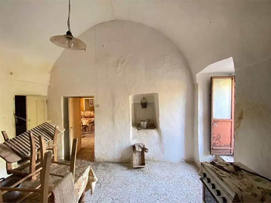 Immagine 53 di Rustico / casale in vendita  a Alliste