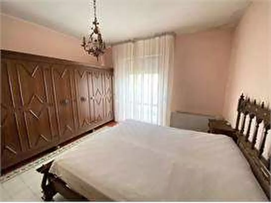 Immagine 13 di Appartamento in vendita  in via ubaldo d'astore a Casarano