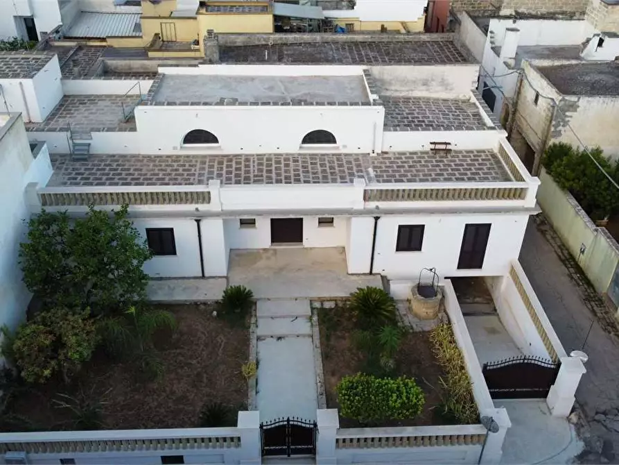 Immagine 7 di Villa in vendita  in via Manzoni  8 a Taurisano