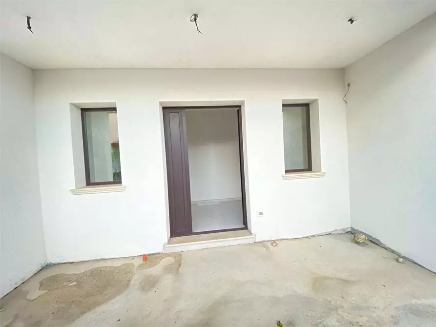 Immagine 11 di Villa in vendita  in via Manzoni  8 a Taurisano