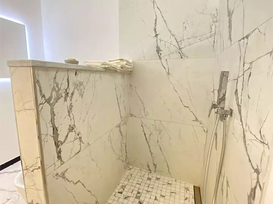 Immagine 15 di Villetta a schiera in vendita  in via Marconi  23 a Surano