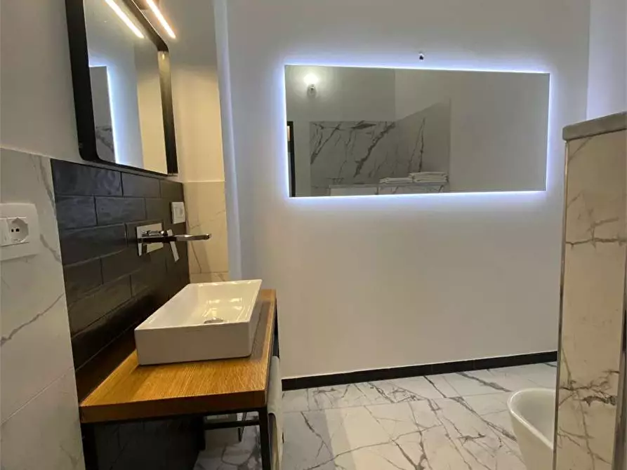 Immagine 16 di Villetta a schiera in vendita  in via Marconi  23 a Surano