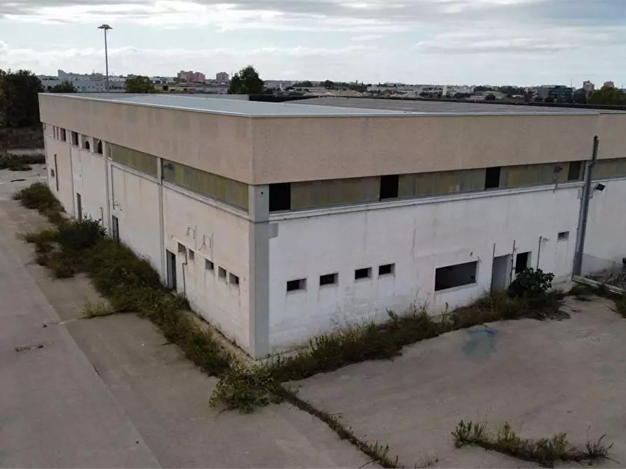 Immagine 1 di Capannone industriale in vendita  in Galileo Ferraris a Brindisi