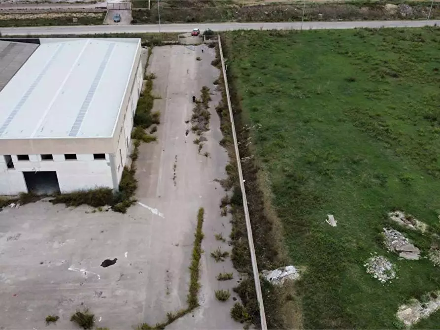 Immagine 7 di Capannone industriale in vendita  in Galileo Ferraris a Brindisi