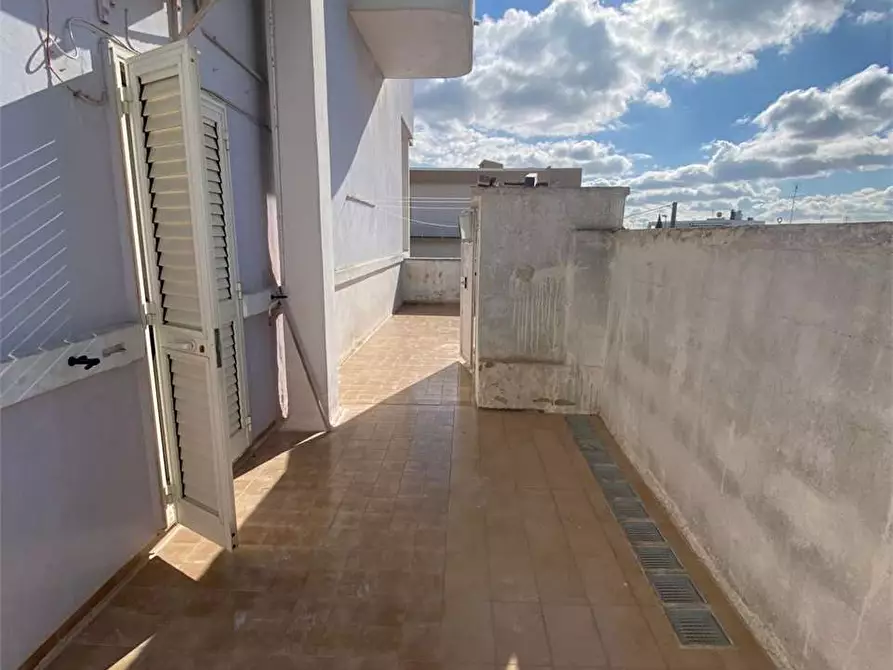 Immagine 15 di Casa bifamiliare in vendita  in via bologna a Casarano