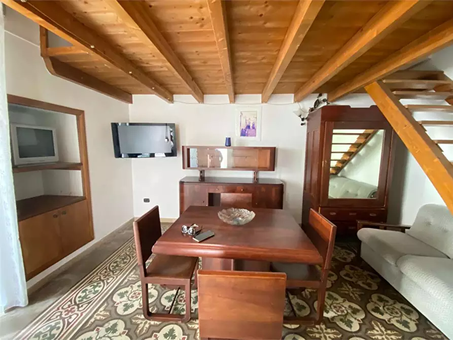 Immagine 2 di Casa indipendente in vendita  in via marsala a Casarano