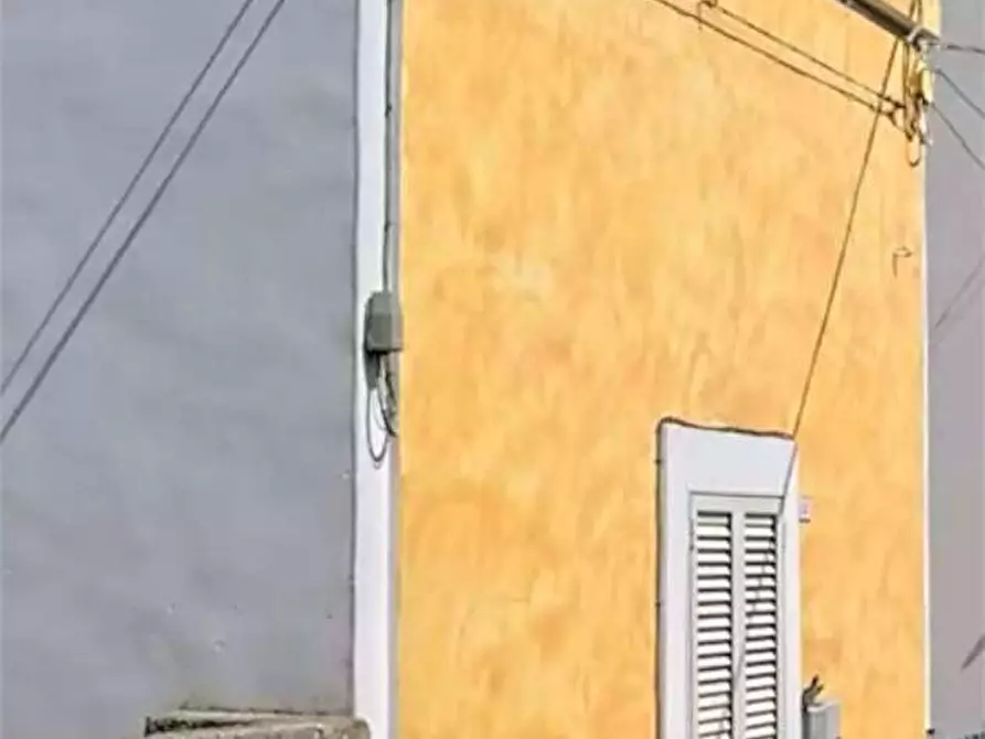 Immagine 10 di Casa indipendente in vendita  in via marsala a Casarano