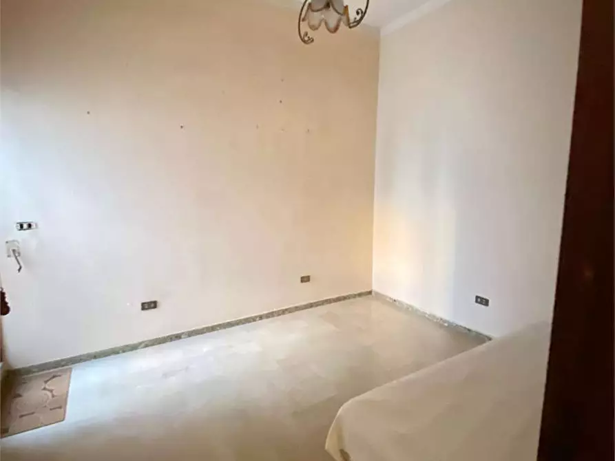 Immagine 6 di Appartamento in vendita  in via G garibaldi  12 a Casarano