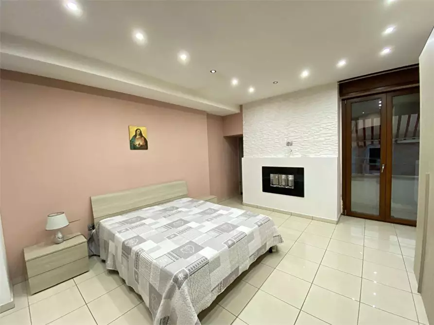 Immagine 7 di Appartamento in vendita  in corso xx settembre a Casarano