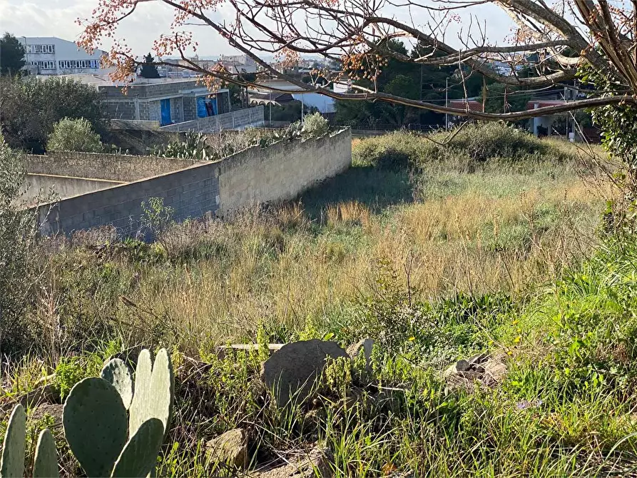 Immagine 3 di Terreno edificabile in vendita  in piazza garibaldi 12 a Casarano