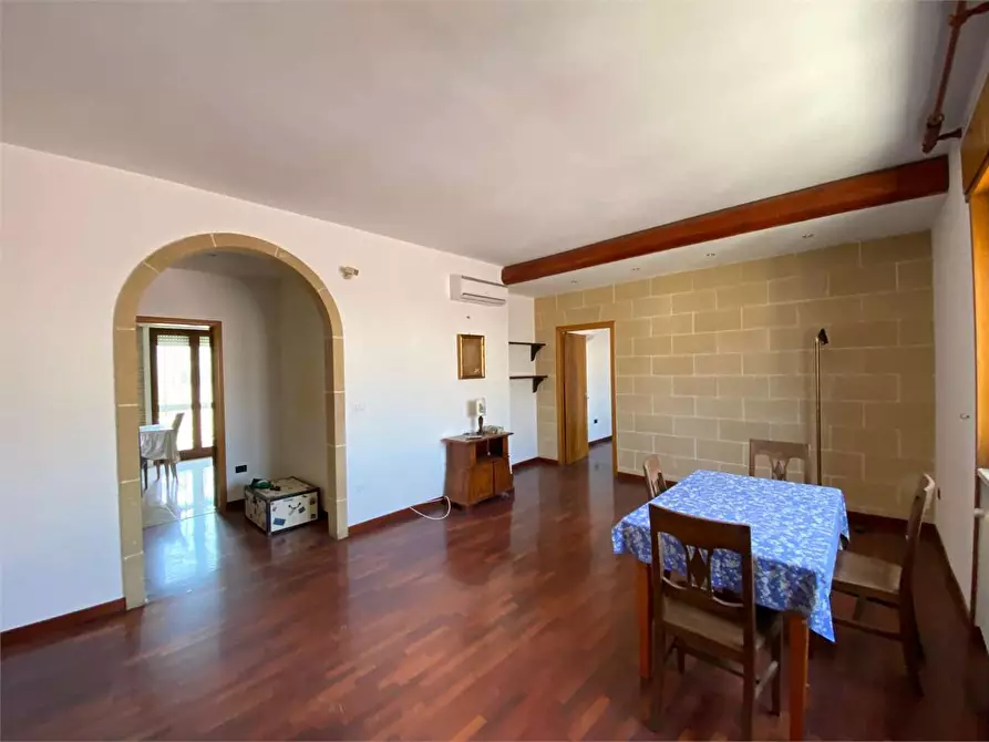 Immagine 8 di Appartamento in vendita  in via dante 1 a Casarano