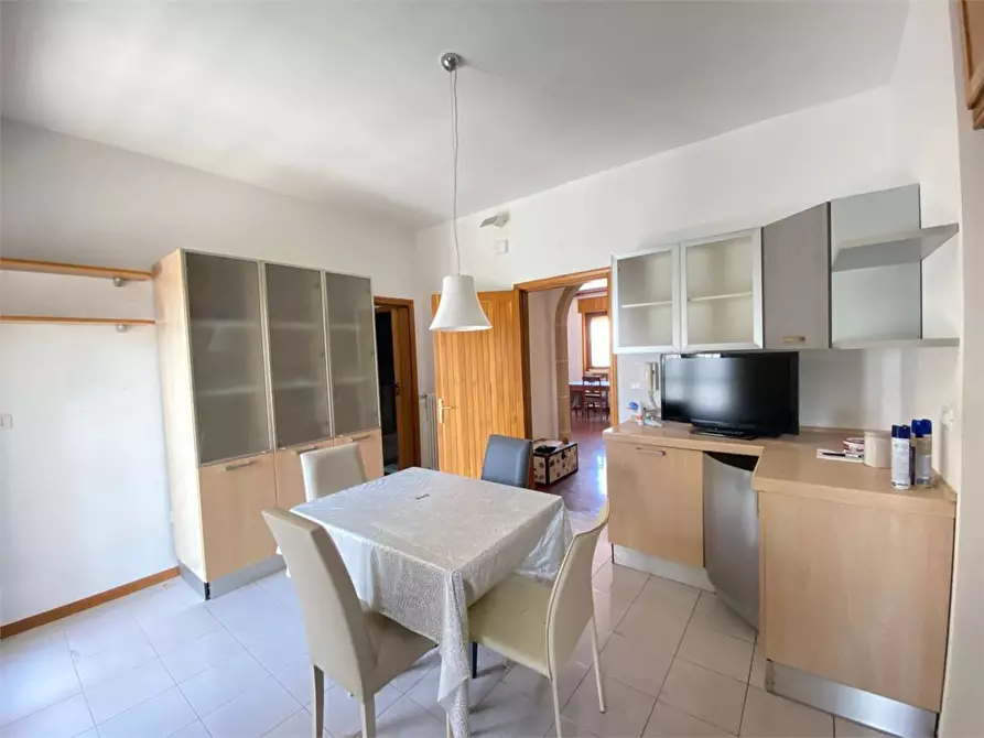 Immagine 12 di Appartamento in vendita  in via dante 1 a Casarano