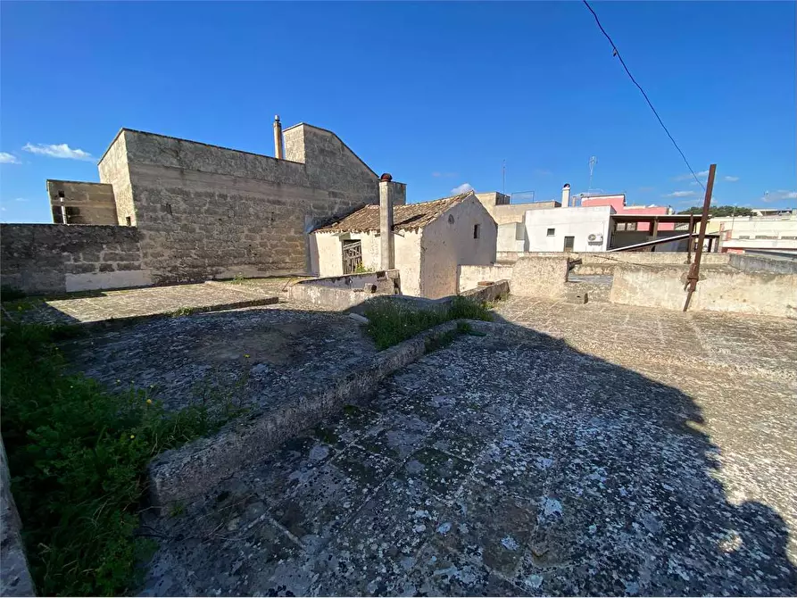 Immagine 33 di Stabile in vendita  in CAVOUR 25 a Casarano