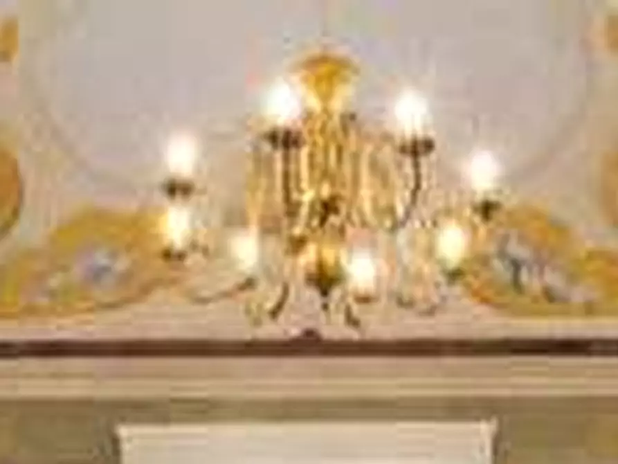 Immagine 21 di Casa bifamiliare in vendita  in piazza garibaldi  12 a Lecce