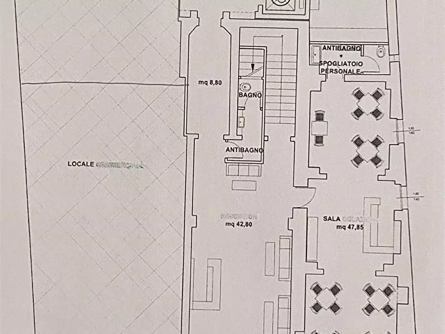 Immagine 25 di Casa bifamiliare in vendita  in piazza garibaldi  12 a Lecce