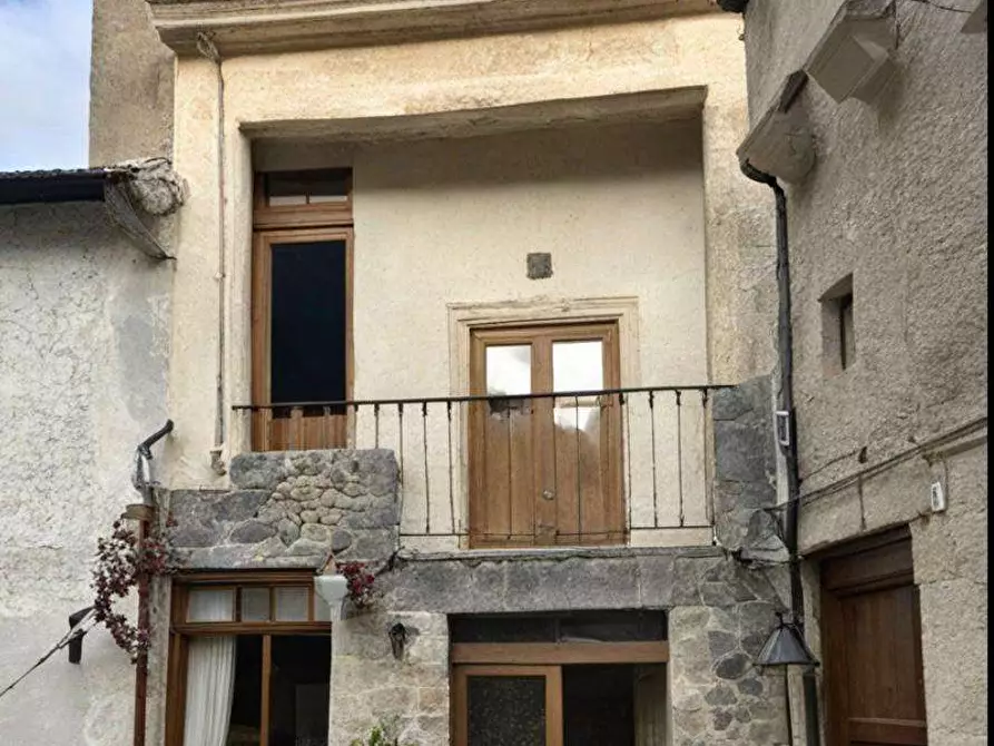 Immagine 2 di Stabile in vendita  in Via bortone 10 a Ruffano