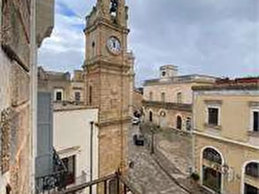 Immagine 21 di Stabile in vendita  in piazza garibaldi  12 a Casarano