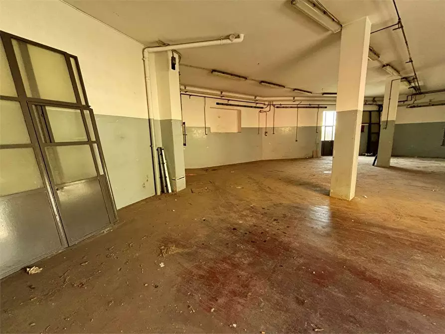 Immagine 2 di Laboratorio in affitto  in via bologna 45 a Casarano