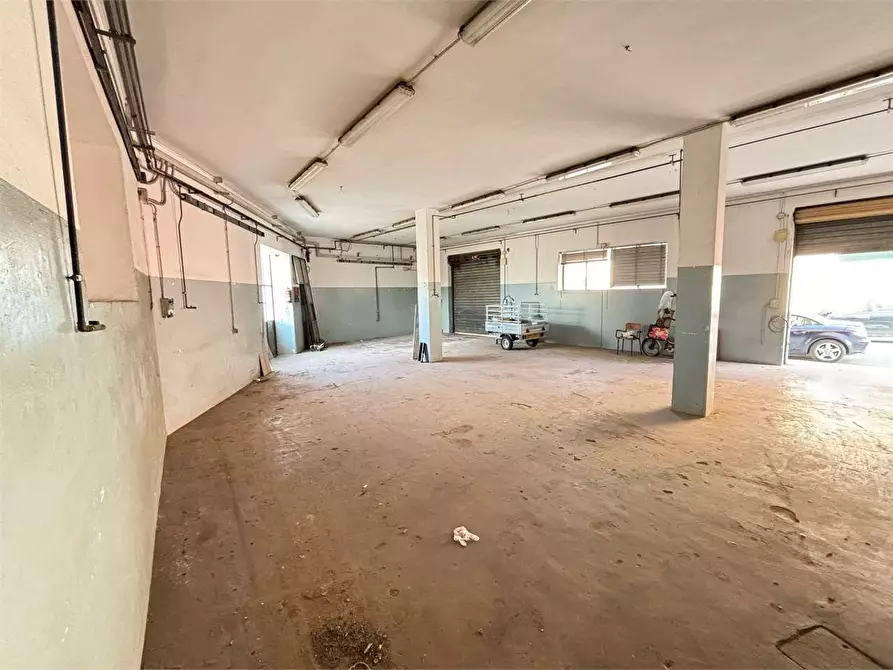 Immagine 4 di Laboratorio in affitto  in via bologna 45 a Casarano