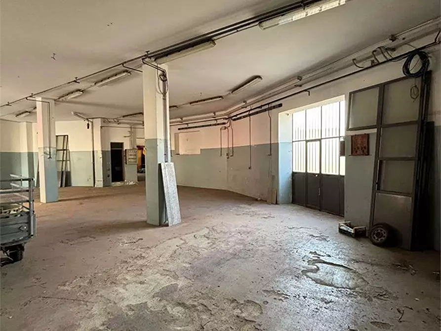 Immagine 5 di Laboratorio in affitto  in via bologna 45 a Casarano