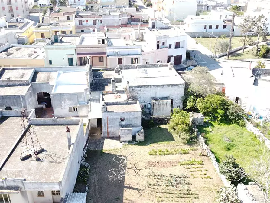 Immagine 6 di Casa indipendente in vendita  in via manzoni a Spongano