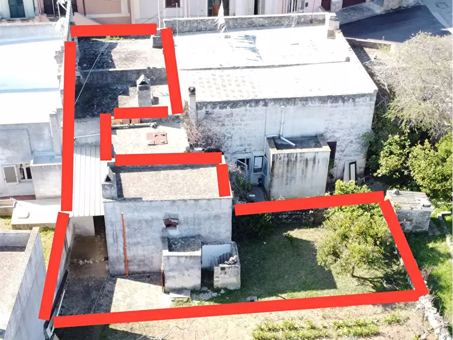 Immagine 14 di Casa indipendente in vendita  in via manzoni a Spongano