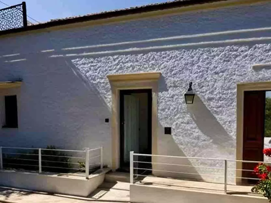 Immagine 2 di Casa indipendente in vendita  in via provinciale 51 a Andrano