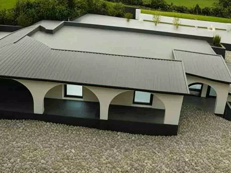 Immagine 9 di Villa in vendita  in Via pirandello a Andrano