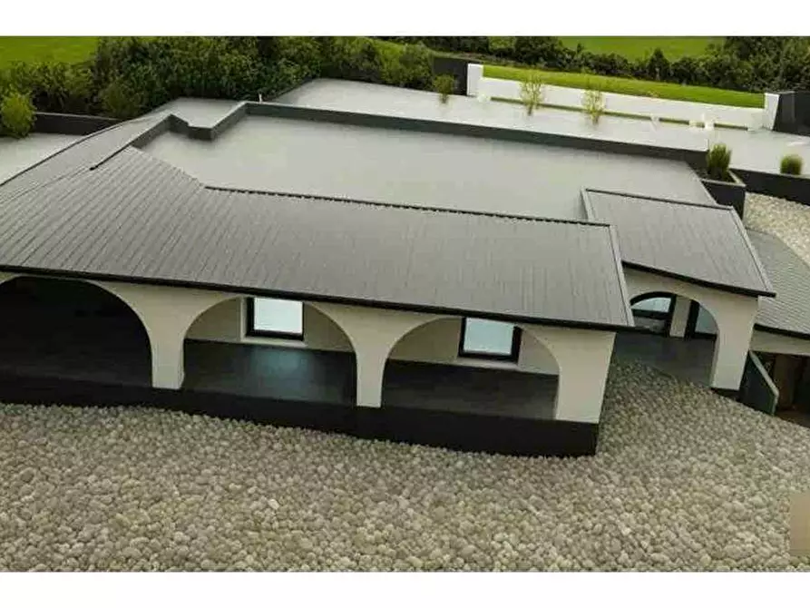 Immagine 7 di Casa bifamiliare in vendita  in Via Pirandello a Andrano