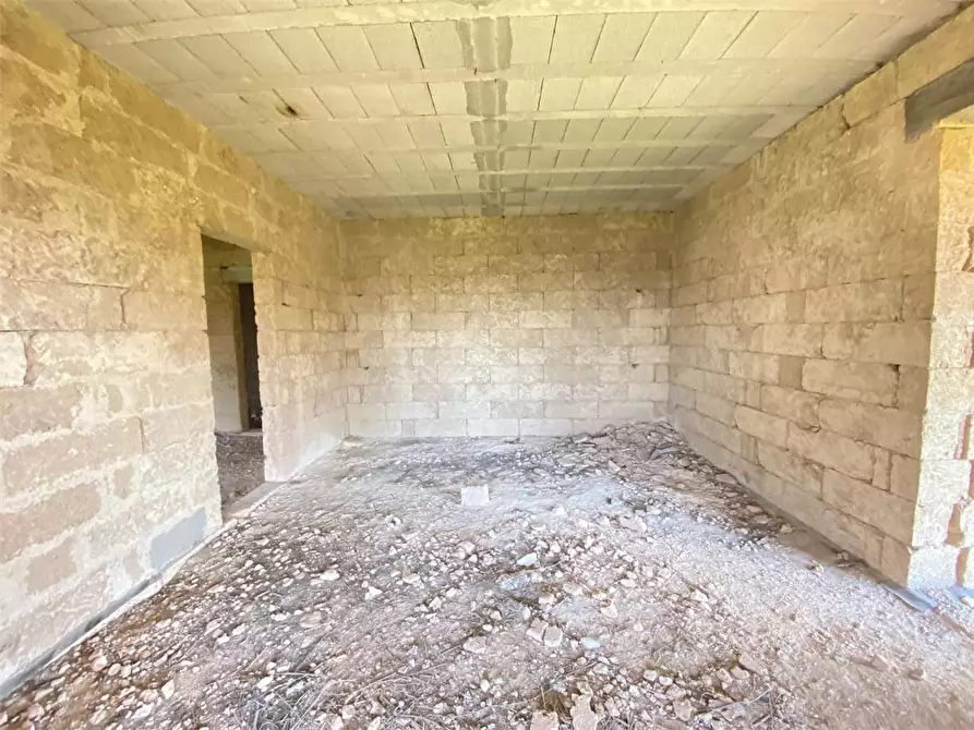 Immagine 12 di Villa in vendita  in Via pirandello a Andrano