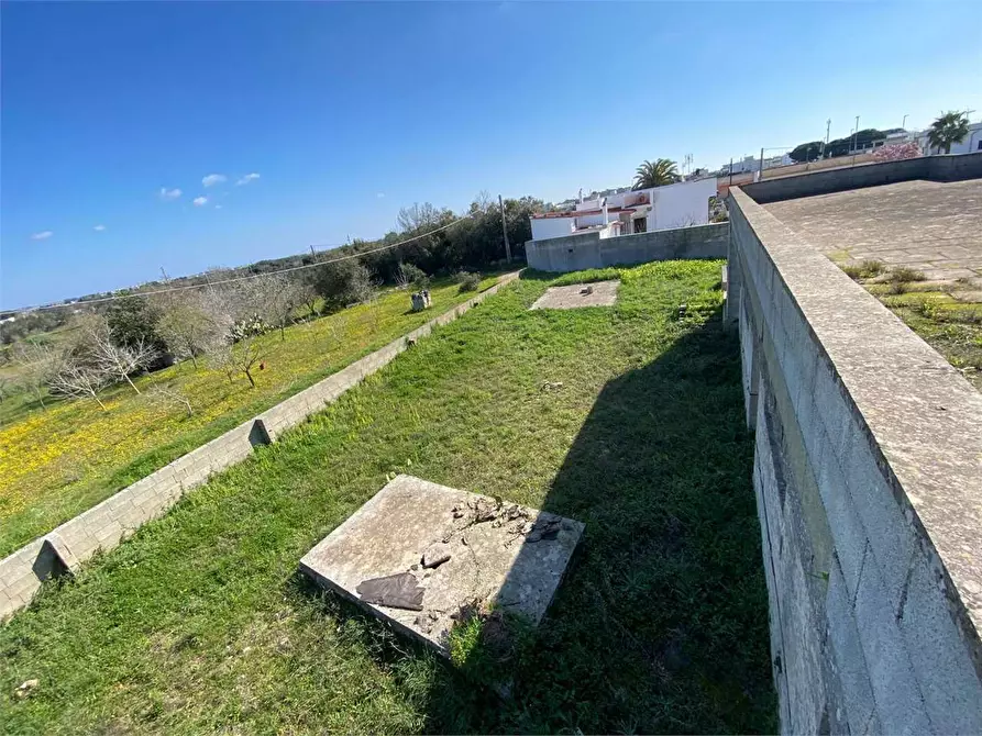 Immagine 16 di Villa in vendita  in Via pirandello a Andrano