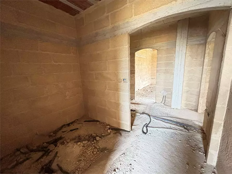 Immagine 21 di Villa in vendita  in Via sofia 10 a Casarano