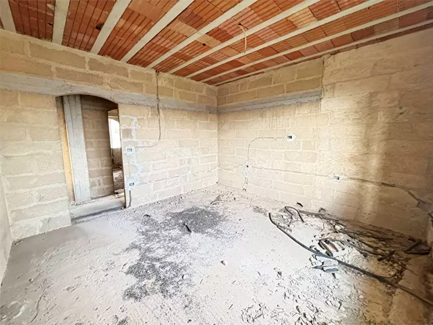 Immagine 18 di Villa in vendita  in Via sofia 10 a Casarano