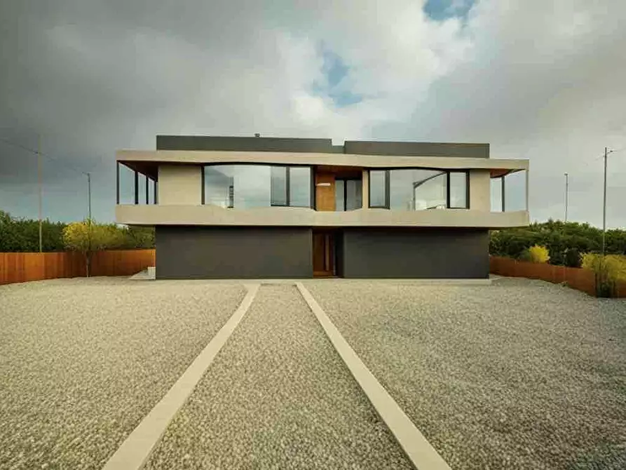 Immagine 4 di Villa in vendita  in Via sofia 10 a Casarano