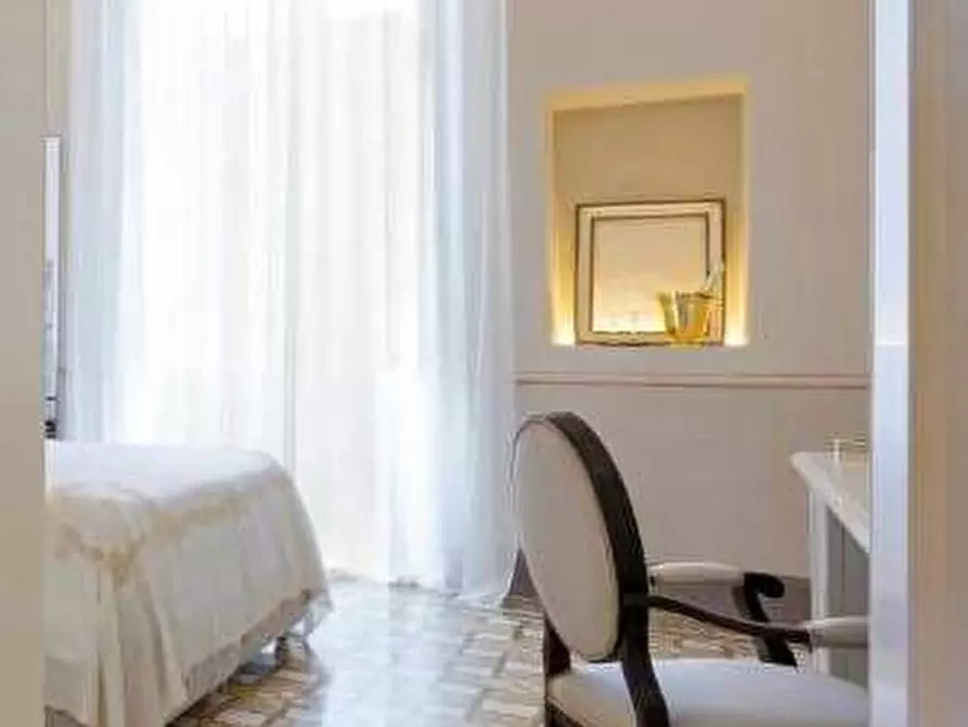 Immagine 31 di Casa bifamiliare in vendita  in piazza garibaldi  12 a Lecce