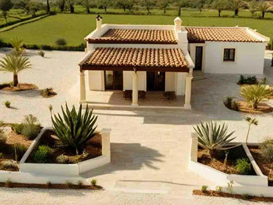 Villa in vendita in Via ugento a Casarano