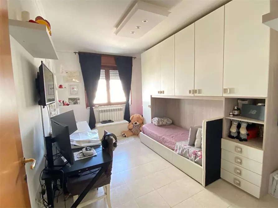 Immagine 13 di Appartamento in vendita  in via spagna a Casarano