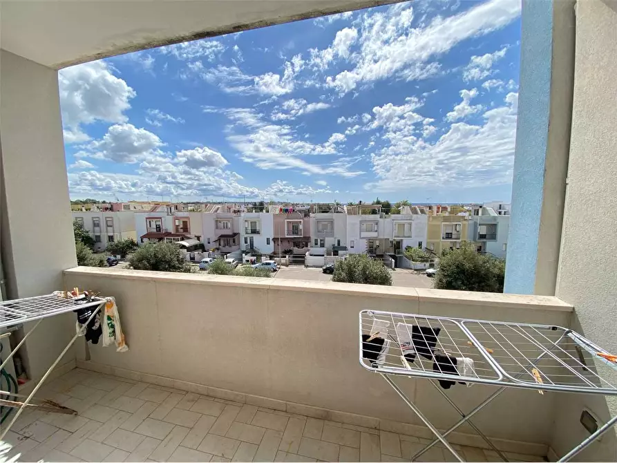 Immagine 17 di Appartamento in vendita  in via spagna a Casarano