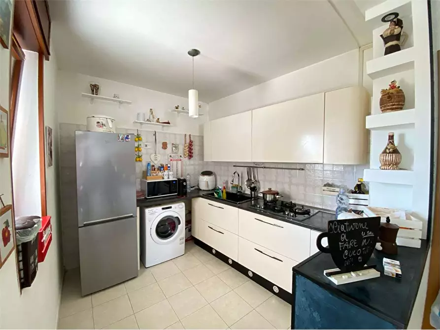 Immagine 5 di Appartamento in vendita  in via spagna a Casarano