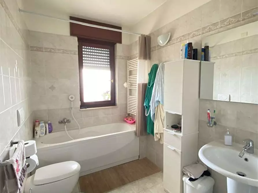 Immagine 18 di Appartamento in vendita  in via spagna a Casarano