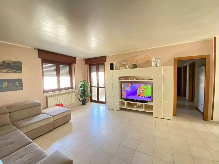 Immagine 1 di Appartamento in vendita  in via spagna a Casarano